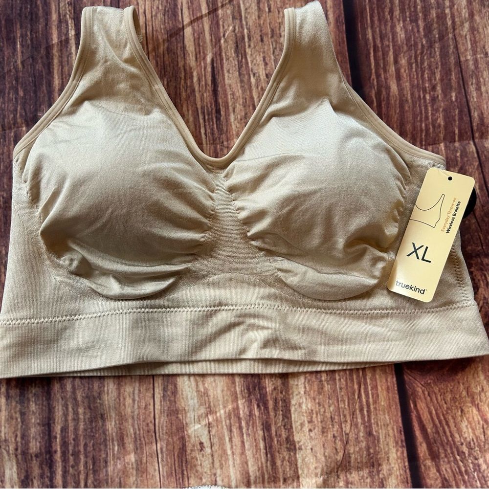 NWT Women’s TrueKind Everyday Throw on Bralette Nude Size XL